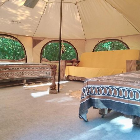 Tente Safari Lodge Dans Foret Luxuriante Vielle-Tursan ภายนอก รูปภาพ
