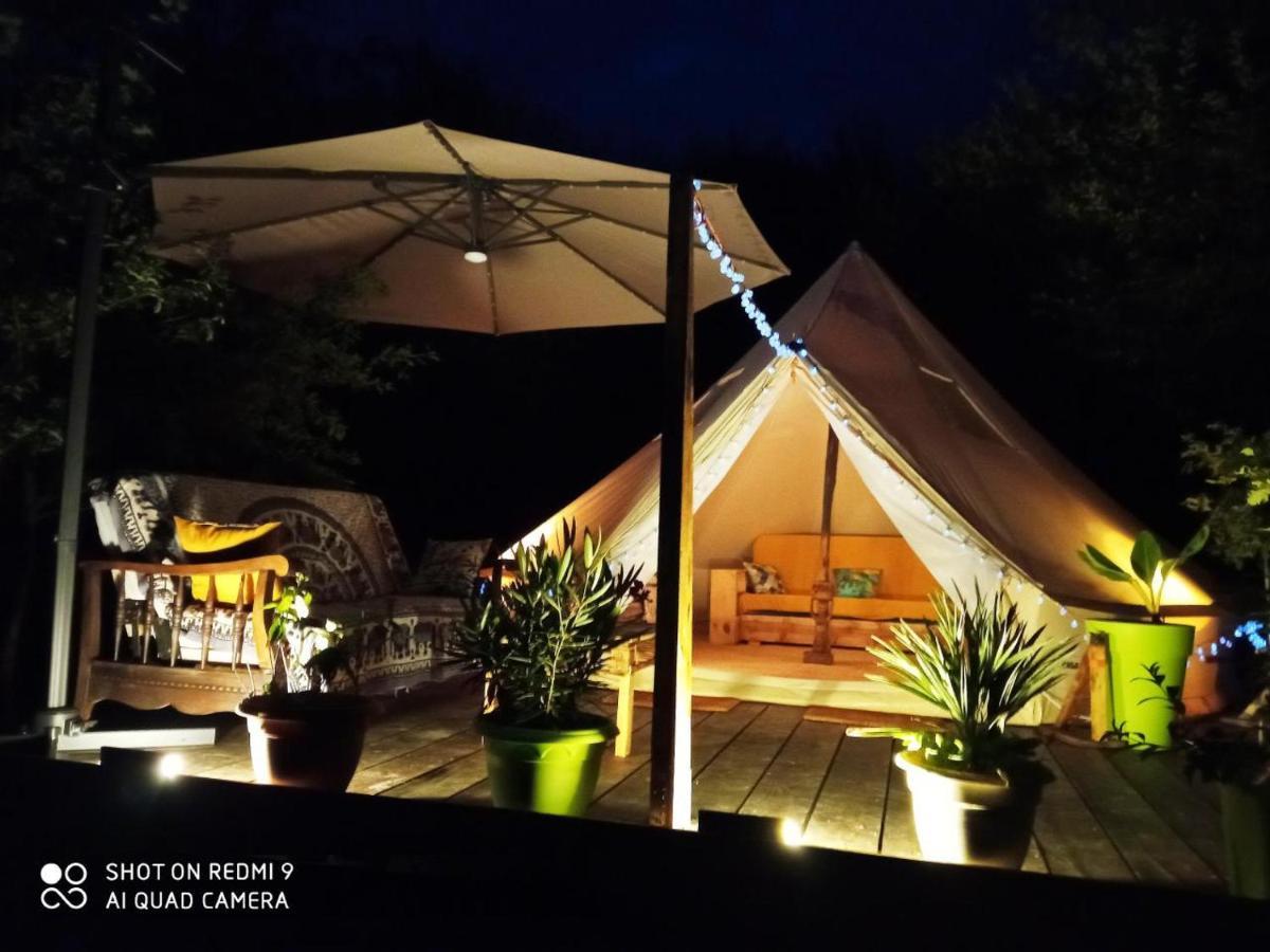 Tente Safari Lodge Dans Foret Luxuriante Vielle-Tursan ภายนอก รูปภาพ