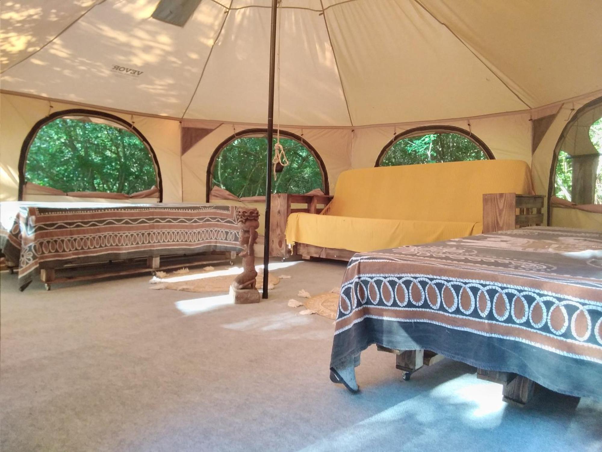 Tente Safari Lodge Dans Foret Luxuriante Vielle-Tursan ภายนอก รูปภาพ