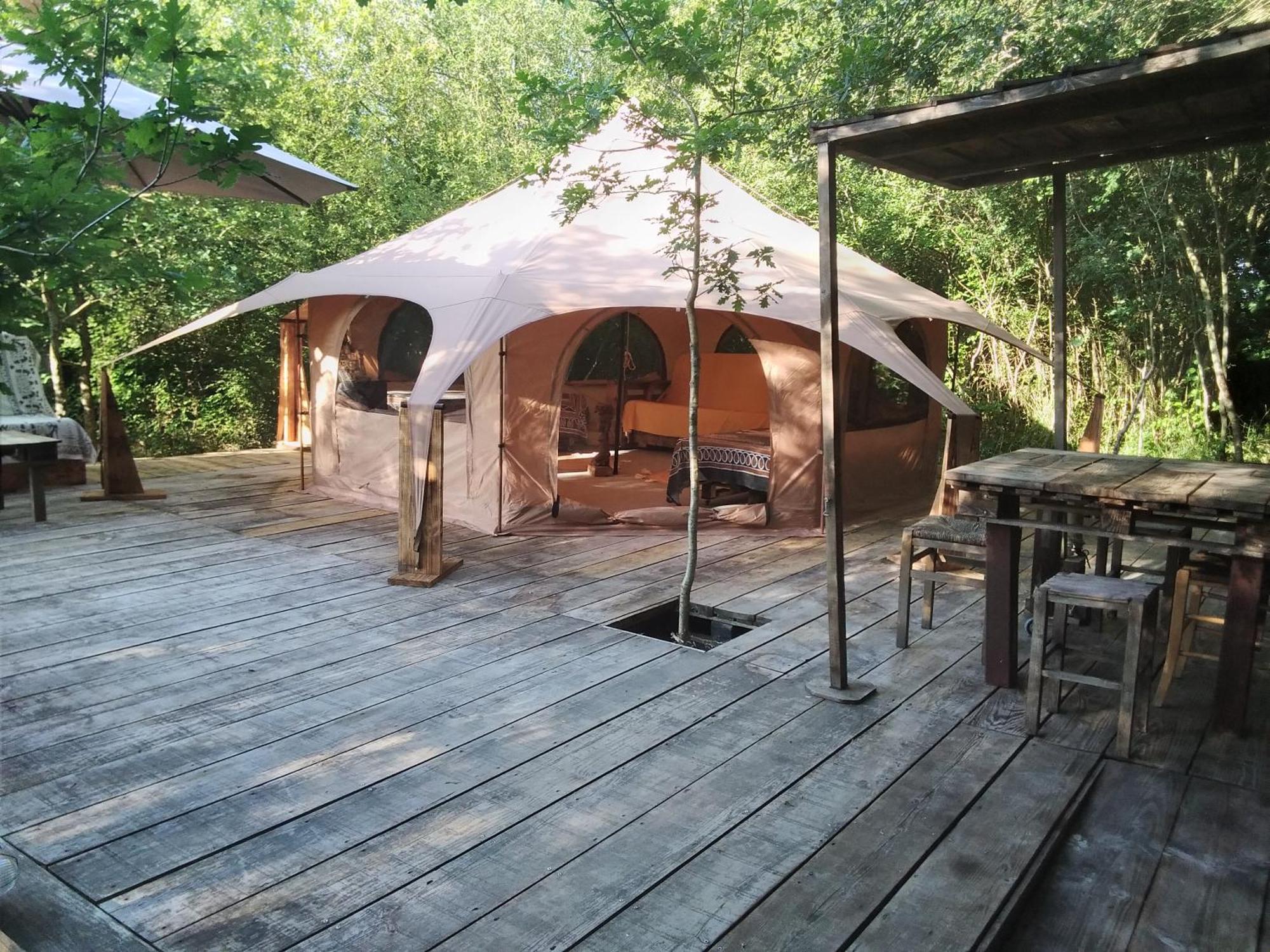 Tente Safari Lodge Dans Foret Luxuriante Vielle-Tursan ภายนอก รูปภาพ