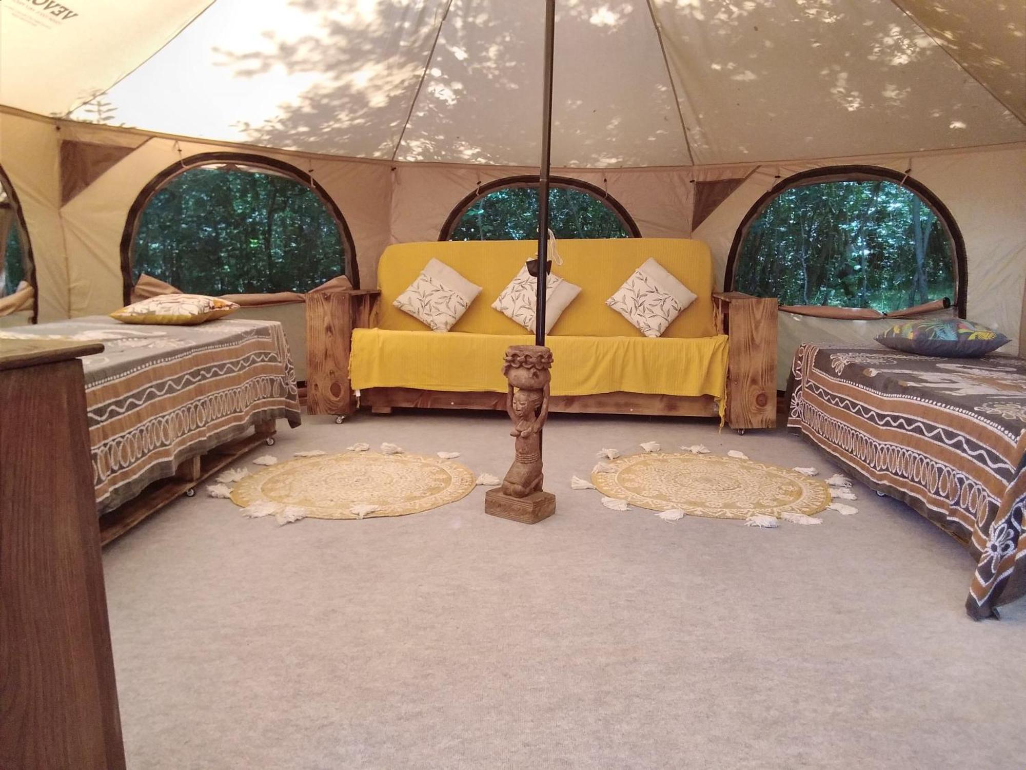 Tente Safari Lodge Dans Foret Luxuriante Vielle-Tursan ภายนอก รูปภาพ