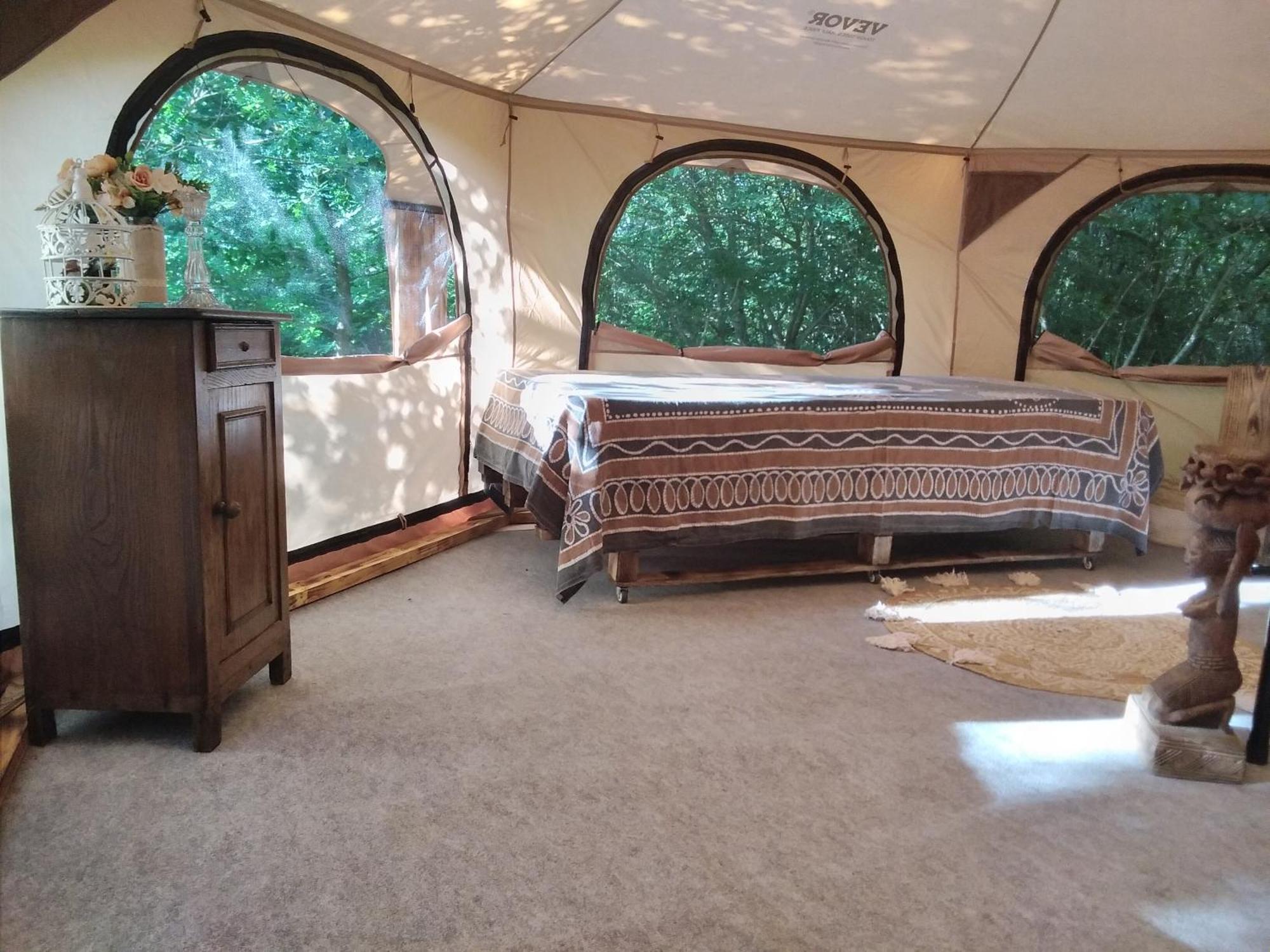 Tente Safari Lodge Dans Foret Luxuriante Vielle-Tursan ภายนอก รูปภาพ